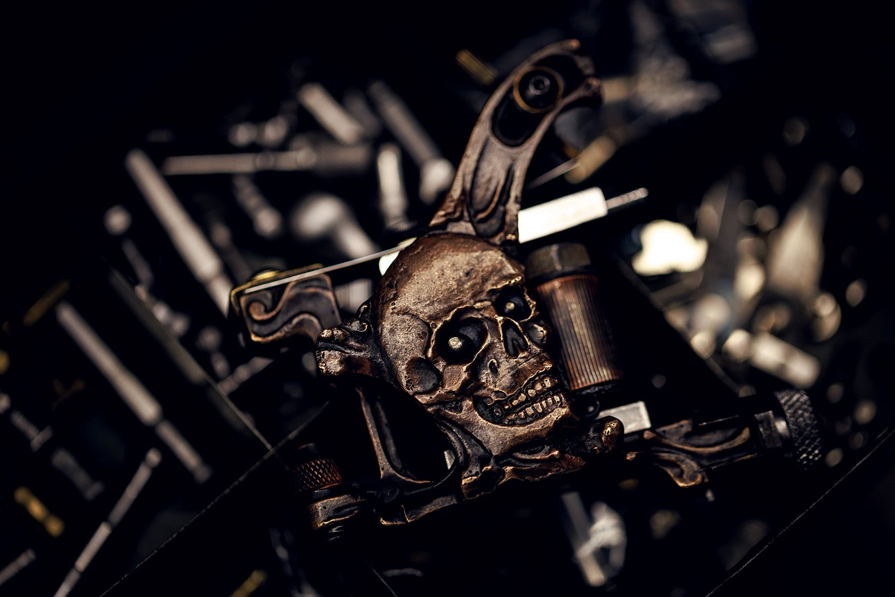 Ornate skull tattoo machine